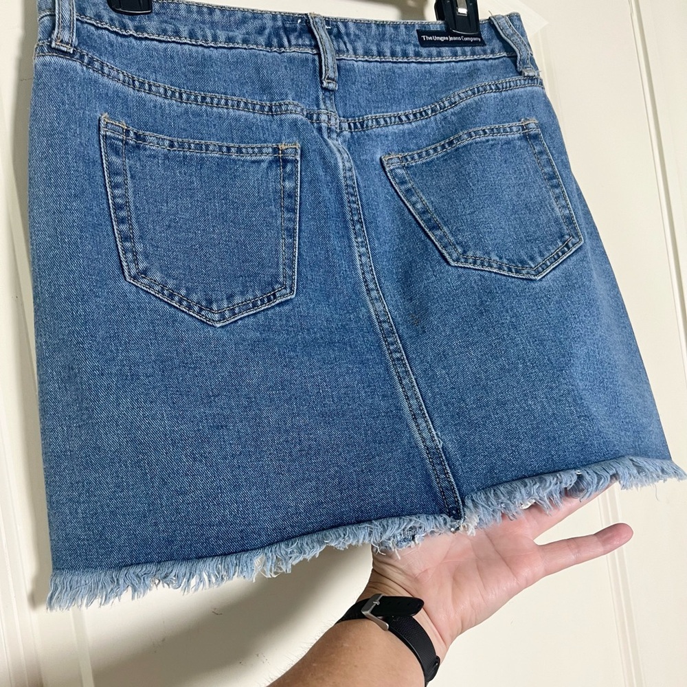 Umgee Skirt Womens Small Blue Denim Embroidered Boho Bird Floral Raw Edge Casual - Picture 6 of 6